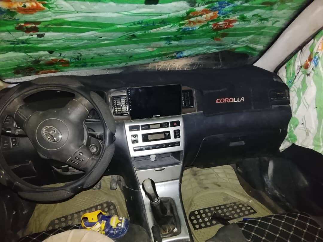 Toyota Corolla selver D4D