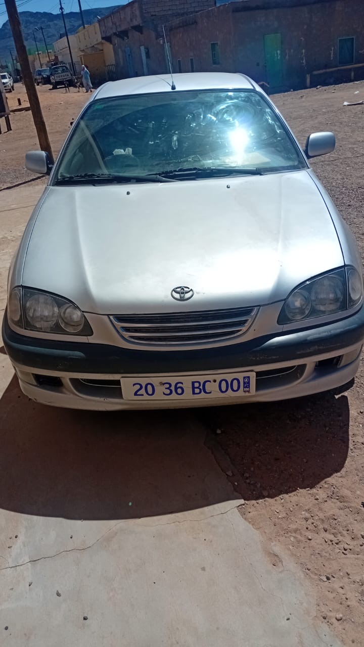 Avensis 2.0 BC00 جديدة