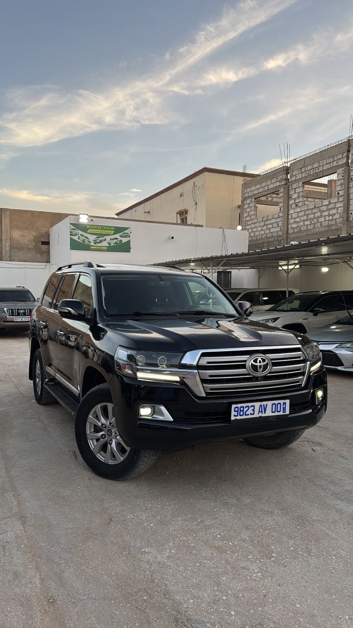 V8 dans bon Etat