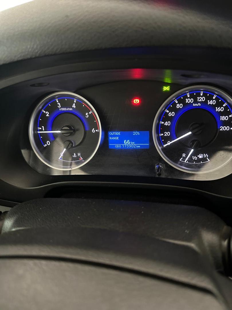 toyota hilux 2019