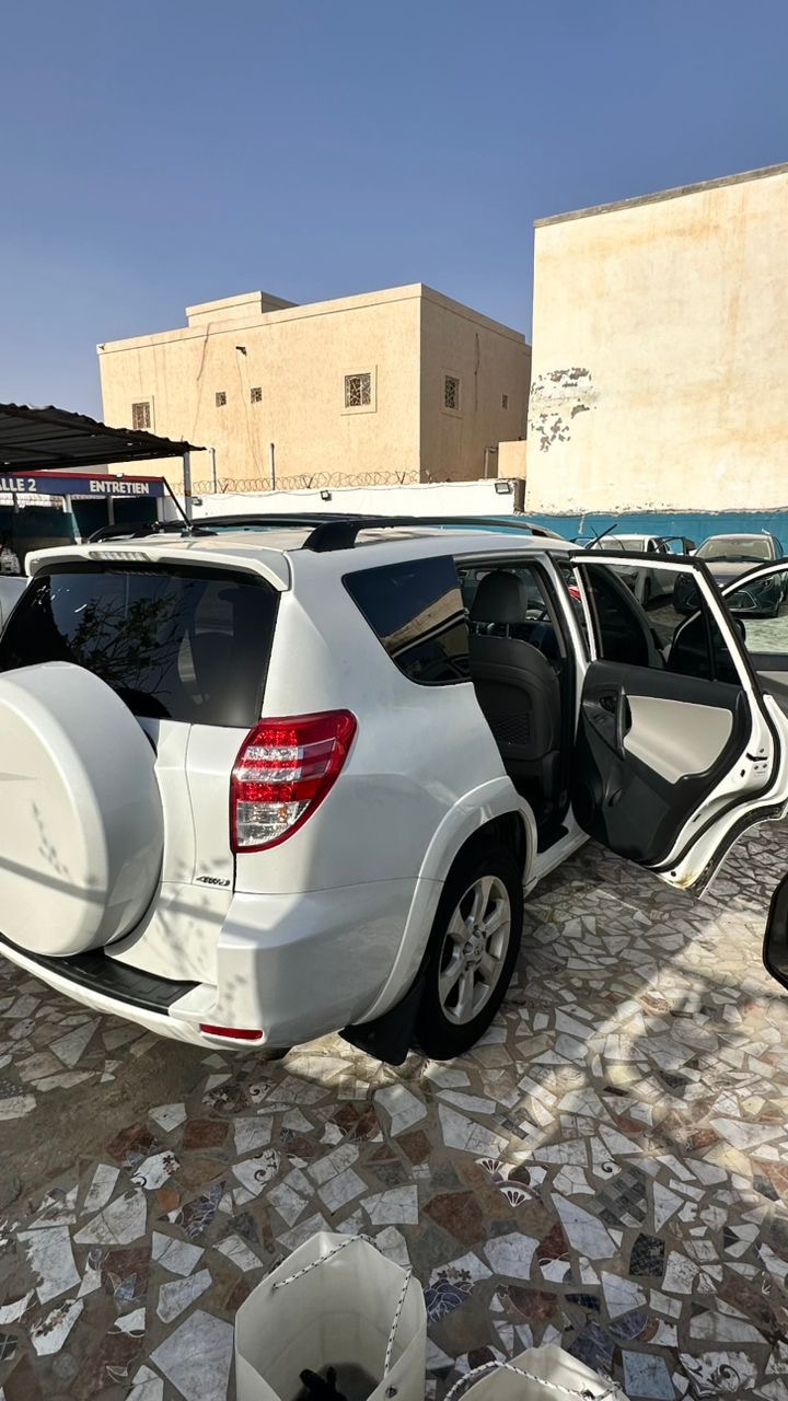 RV4 2011 مافت اورقمت فول