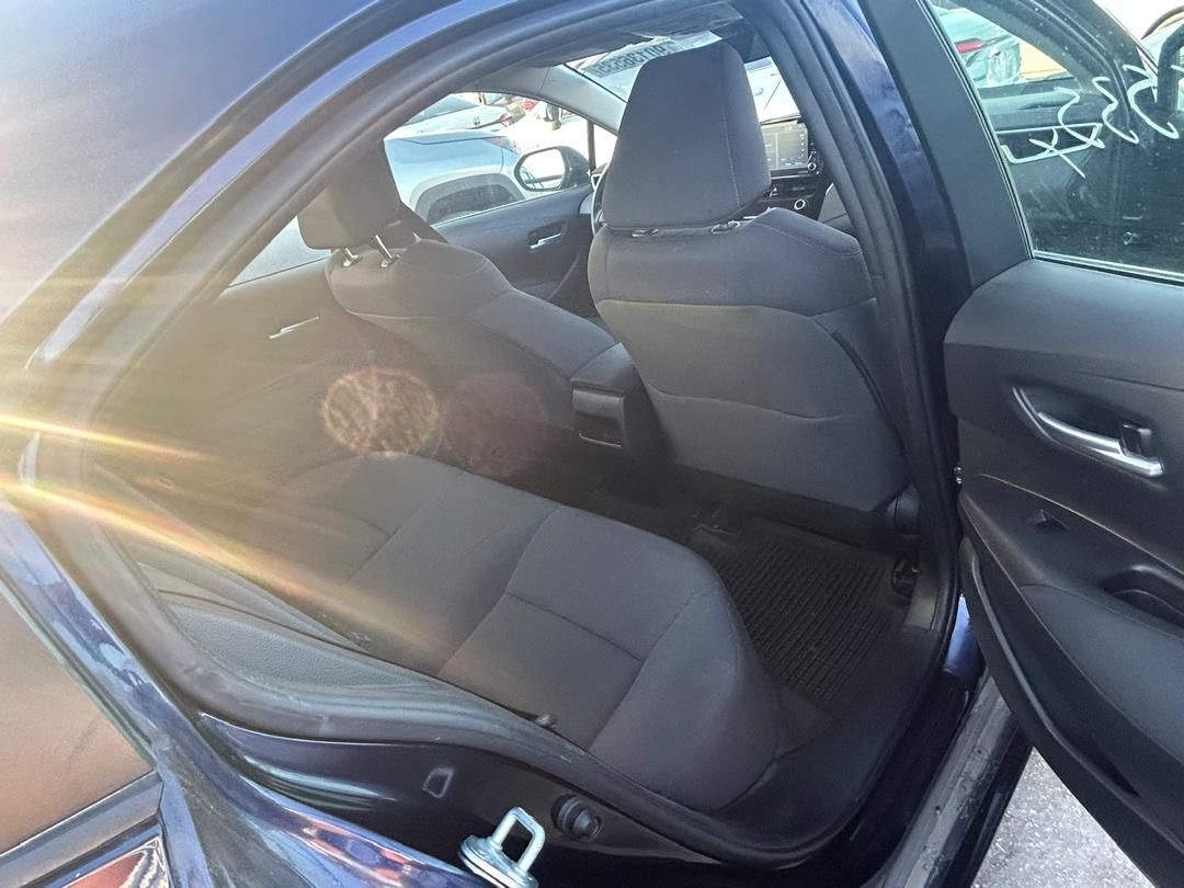 Le Corolla 2021 مافات اورقمت شوكه شوي ال لكدامي وتنفتح شوي عن ذاك سعر