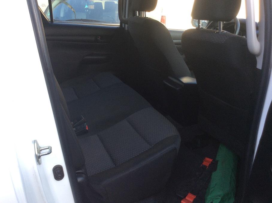 toyota hilux 2019