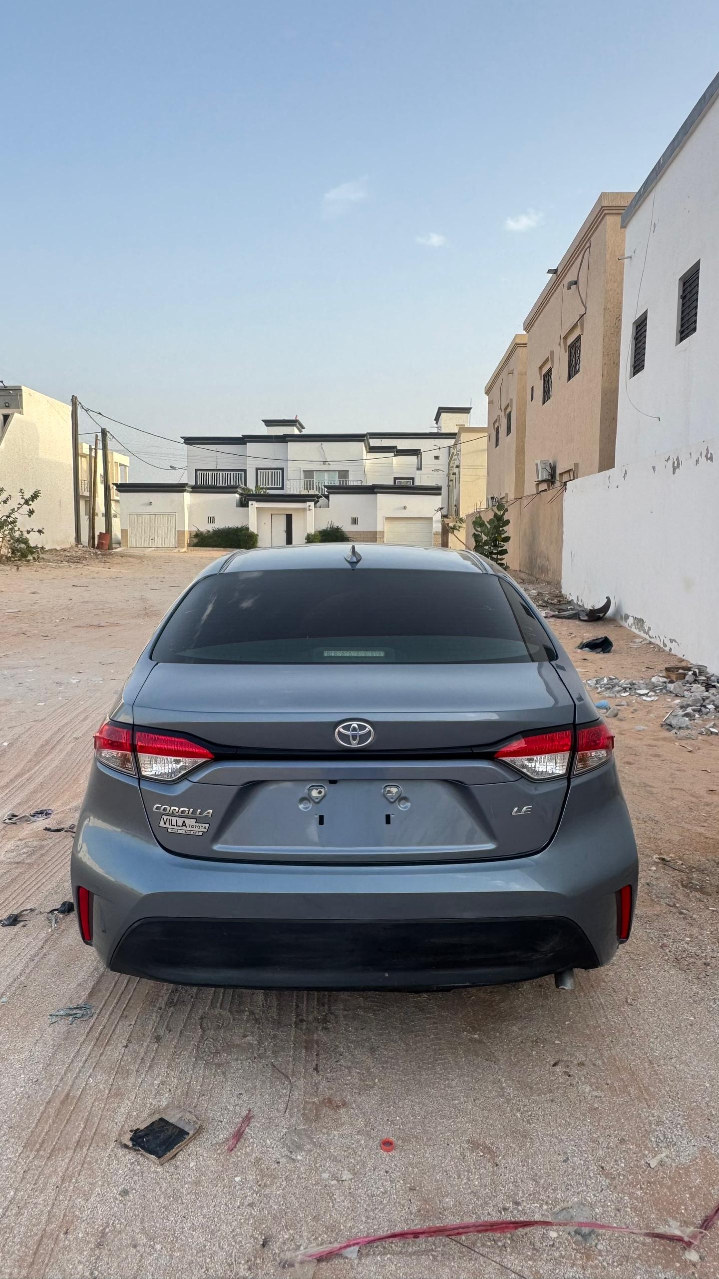 TOYOTA COROLLA LE