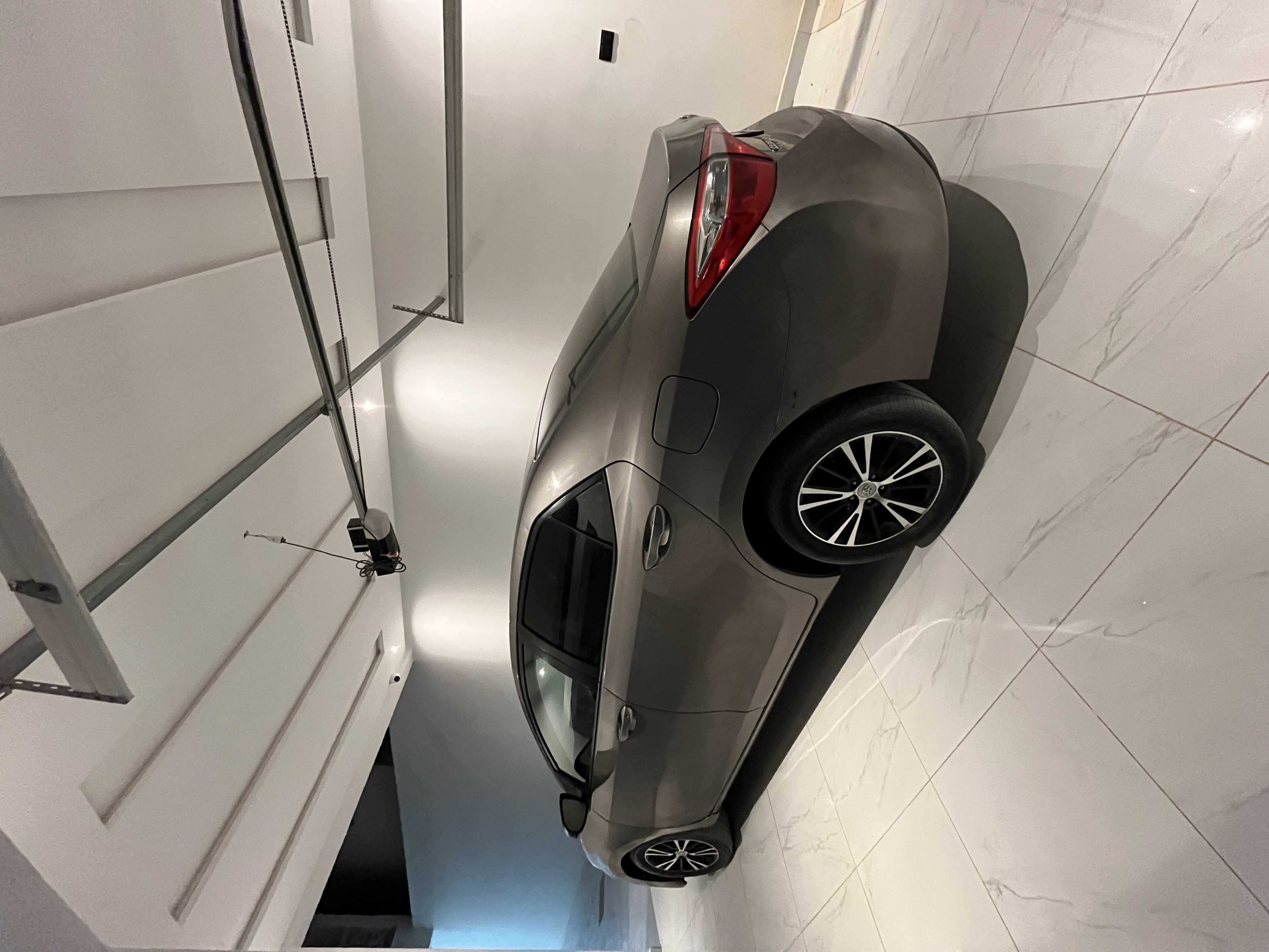 Toyota LE 2016 , AC07 , واتساب 32855317