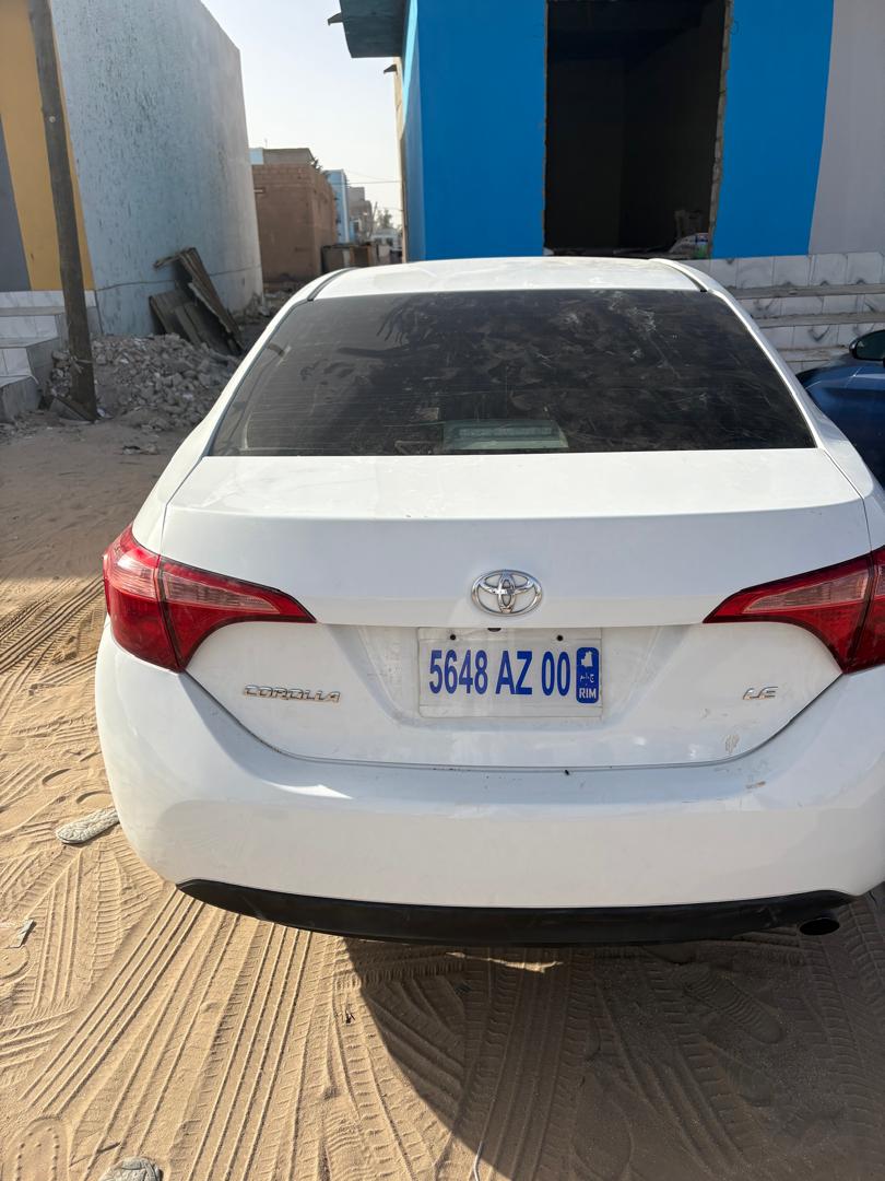 � للبيع: تويوتا كورولا – نظيفة وجاهزة 🚗  🔹 النوع: تويوتا كورولا 🔹 اللون: أبيض (ديمج شوتونها) 🔹 الحالة: ممتازة ونظيفة جداً 🔹 الممشى: 130,000 كم 🔹 الأوراق: رسمية وجاهزة  ⚙️ المواصفات: ✔️ محرك قوي