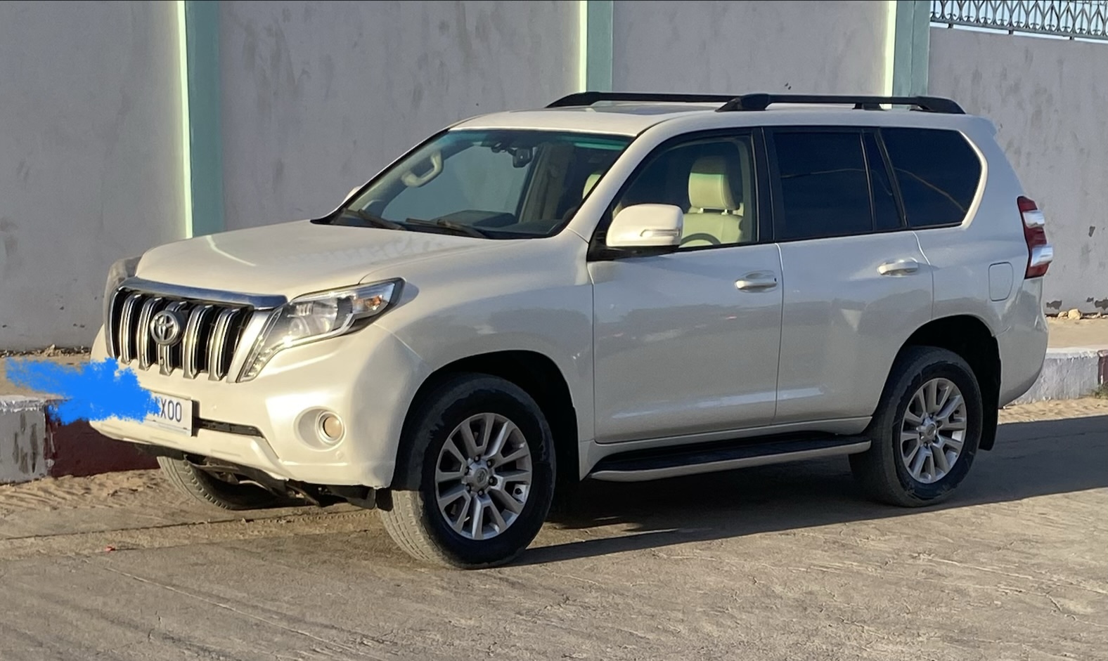 سيارة للبيع