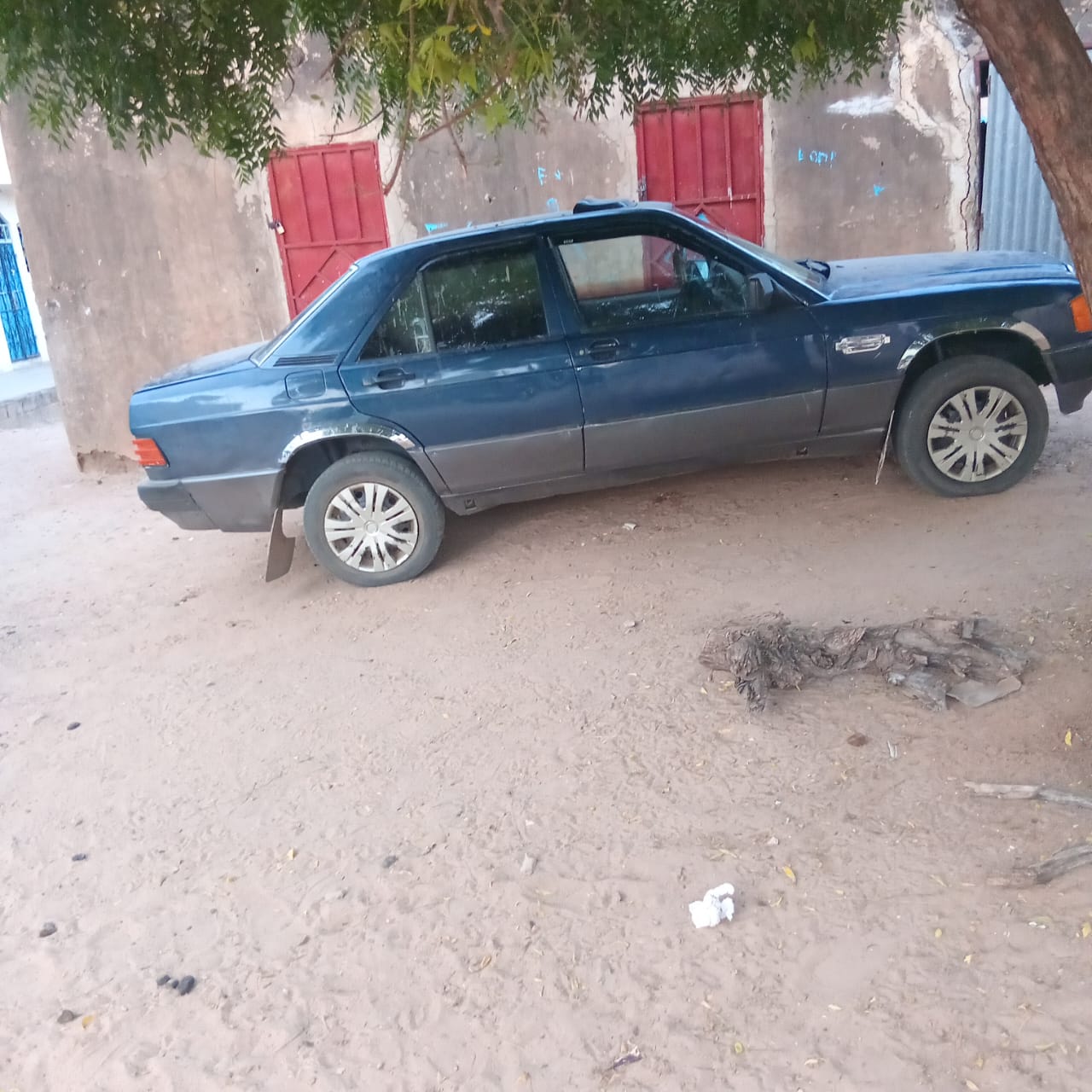 Mercedes 190