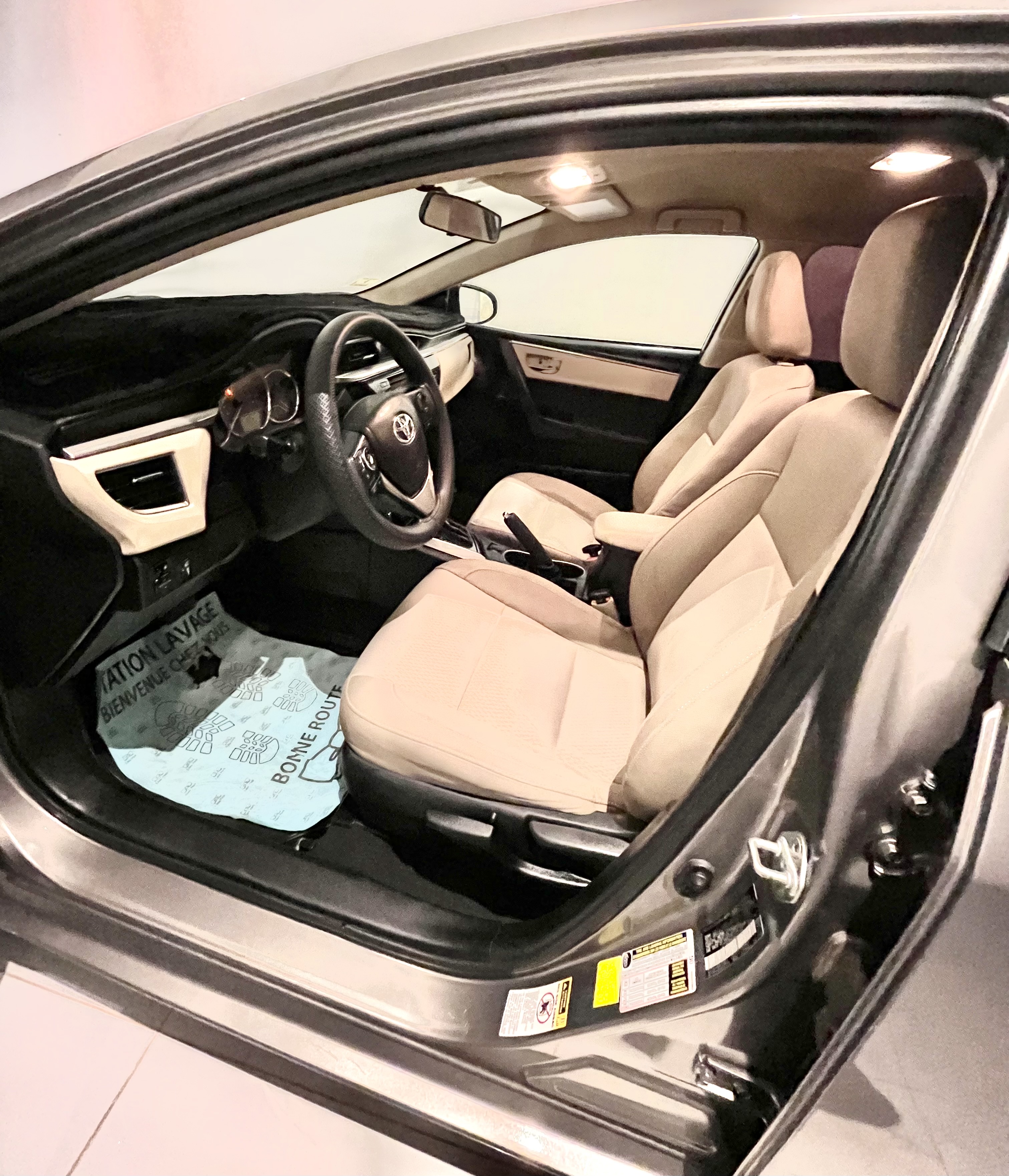 Toyota LE 2016 , AC07 , واتساب 32855317