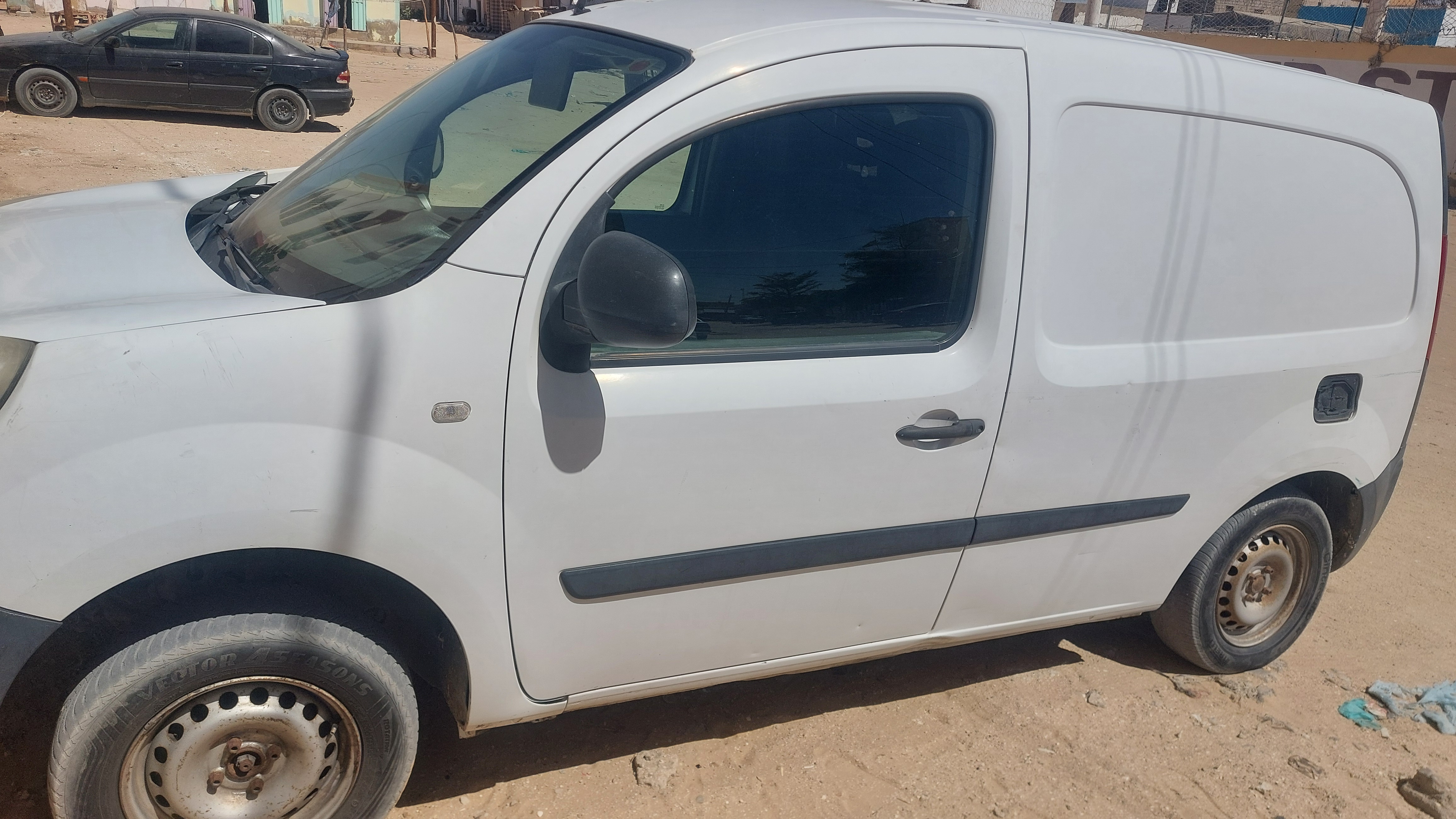 رينو كانجو 2015