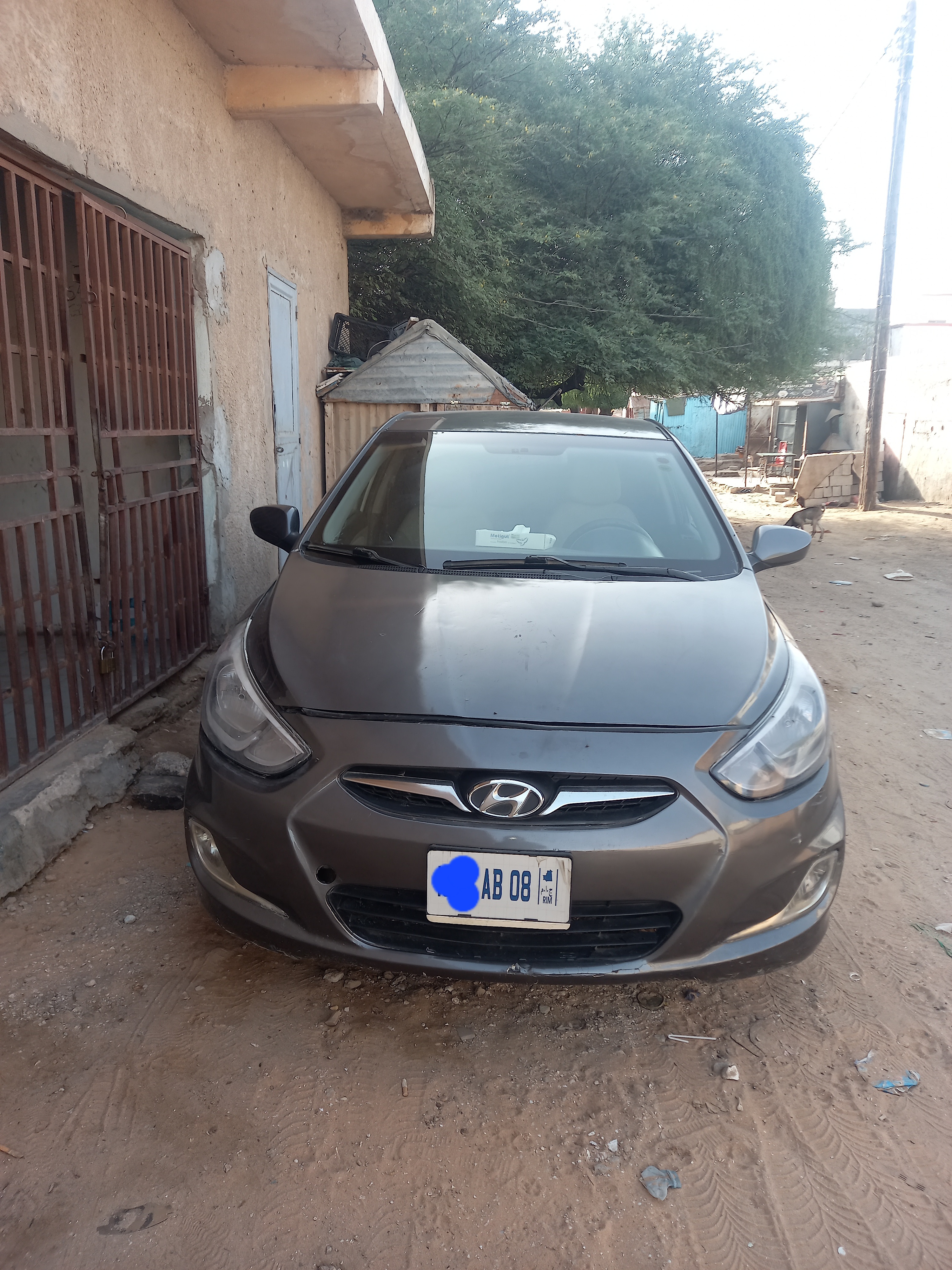 Hyundai accent essance automatique
