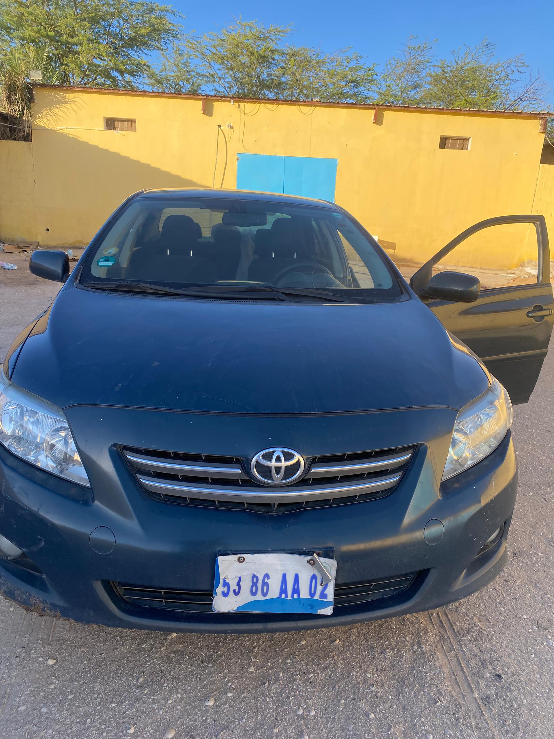 سيارة كورولا 2008 نظيفة مكينة اسغيرة