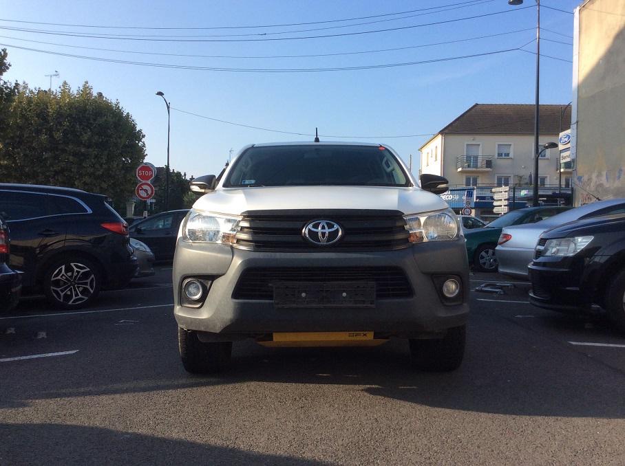 toyota hilux 2019