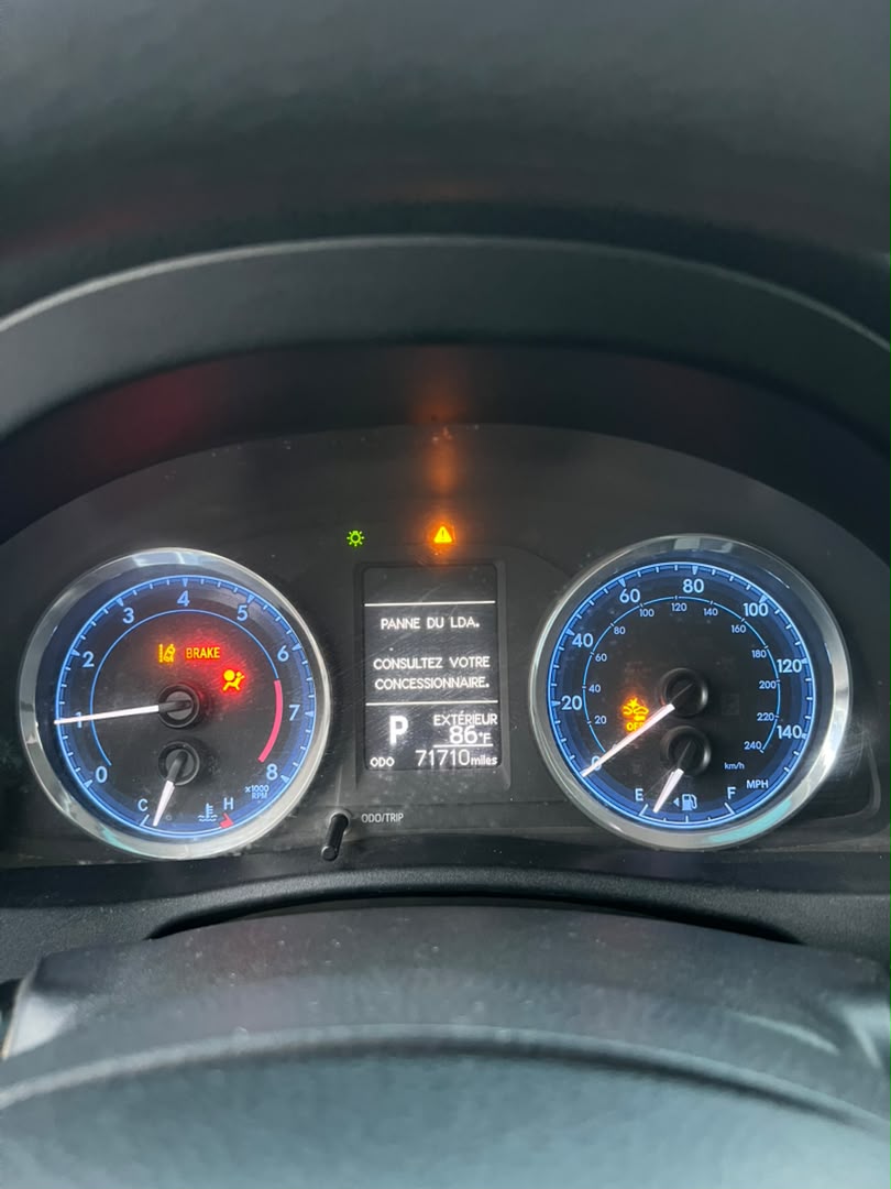 Toyota Corolla LE 2017 – Climatisée – Très bon état