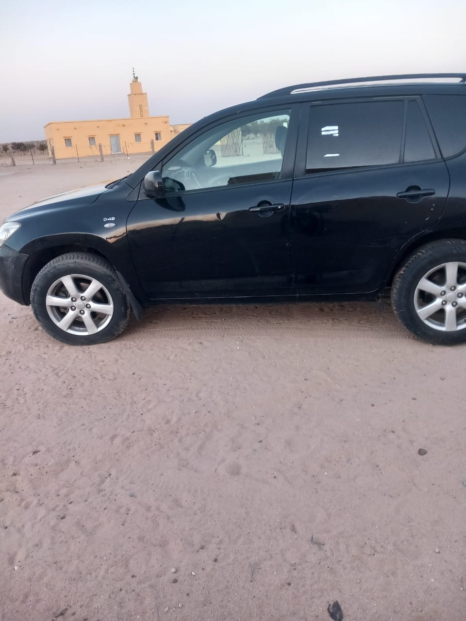Toyota RV4 2008