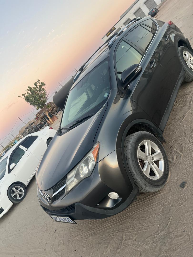 RAV4 مرقم AB03