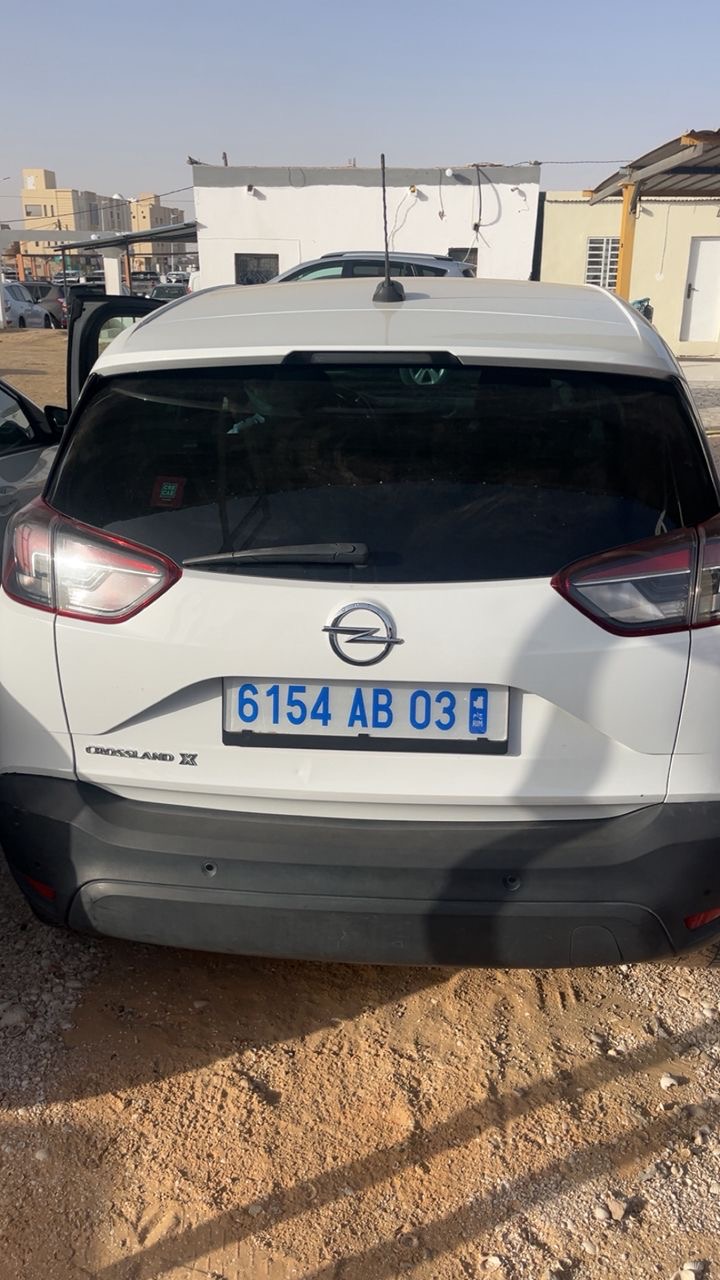 Opel Crossland X 2018