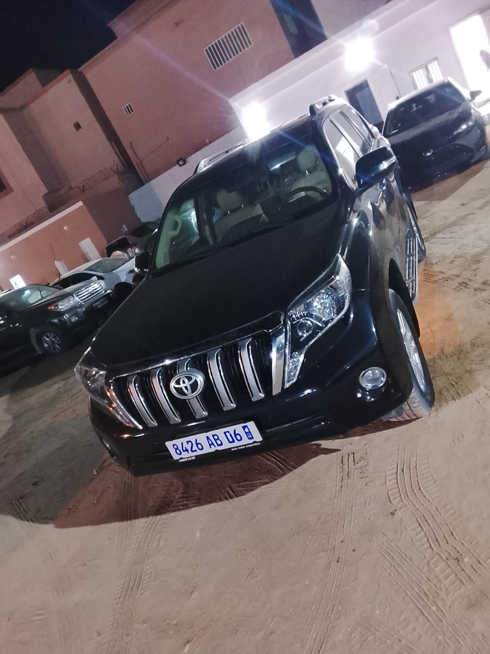 تويوتا ابرادو 2012 الحالة ممتازة