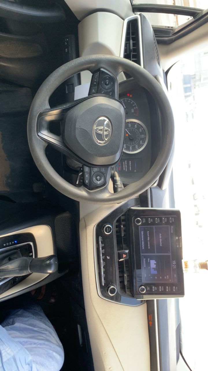 تنفتح عن ذاك لحد شاري