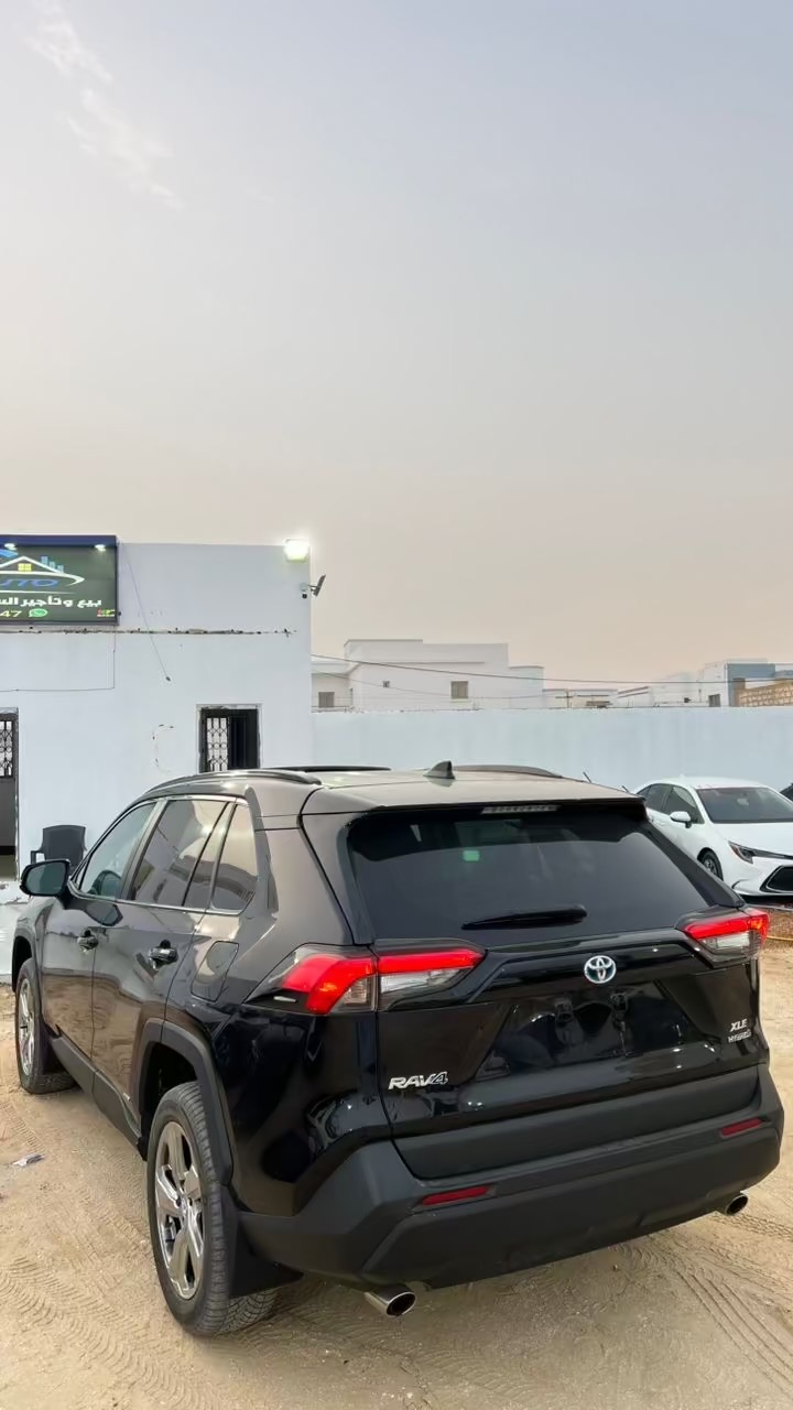 Toyota Rav4 hybrid XLE