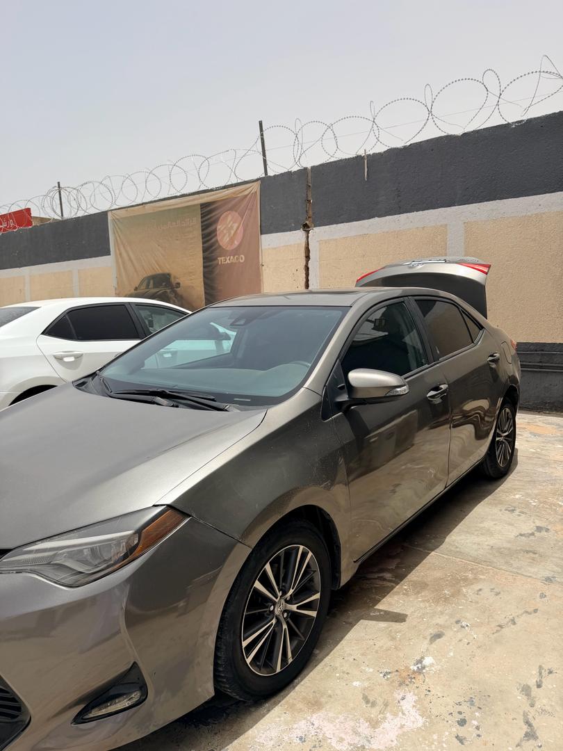 Toyota Corolla LE 2017 excellent