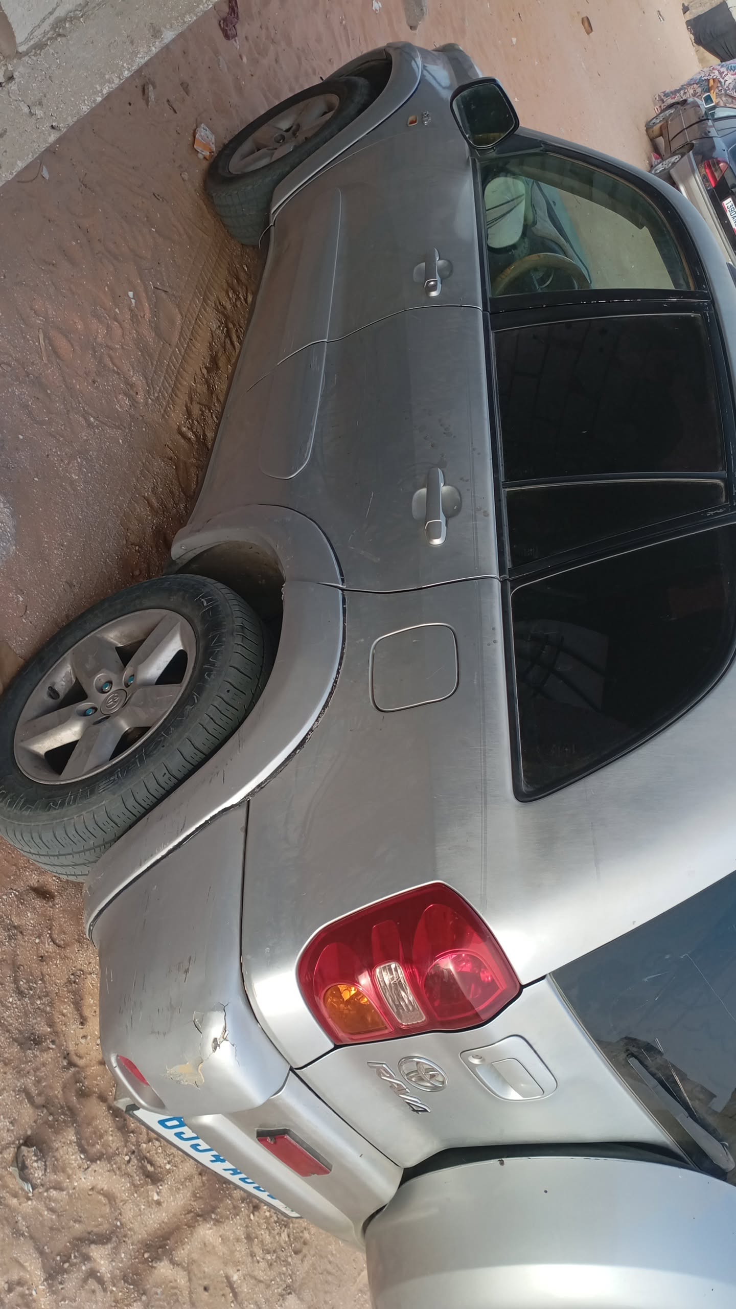 Toyota RAV4 (2005) – Robuste, bien entretenu & Prêt à rouler