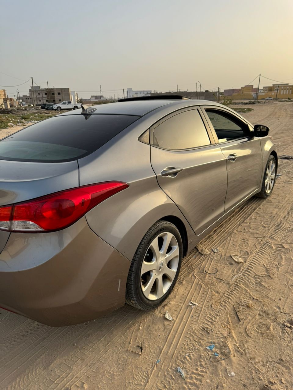 Hyundai Elantra 2013