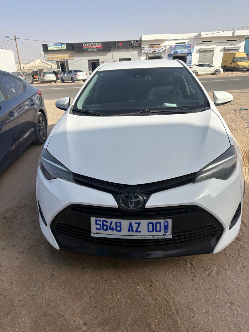 � للبيع: تويوتا كورولا – نظيفة وجاهزة 🚗  🔹 النوع: تويوتا كورولا 🔹 اللون: أبيض (ديمج شوتونها) 🔹 الحالة: ممتازة ونظيفة جداً 🔹 الممشى: 130,000 كم 🔹 الأوراق: رسمية وجاهزة  ⚙️ المواصفات: ✔️ محرك قوي