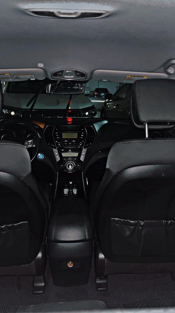 Hyundai سانتفي