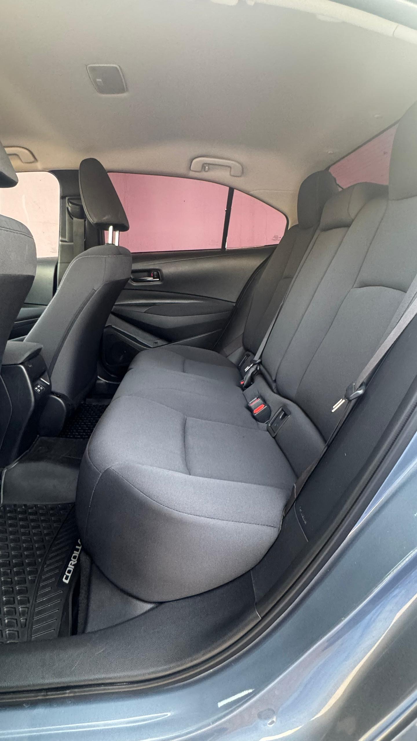 TOYOTA COROLLA LE